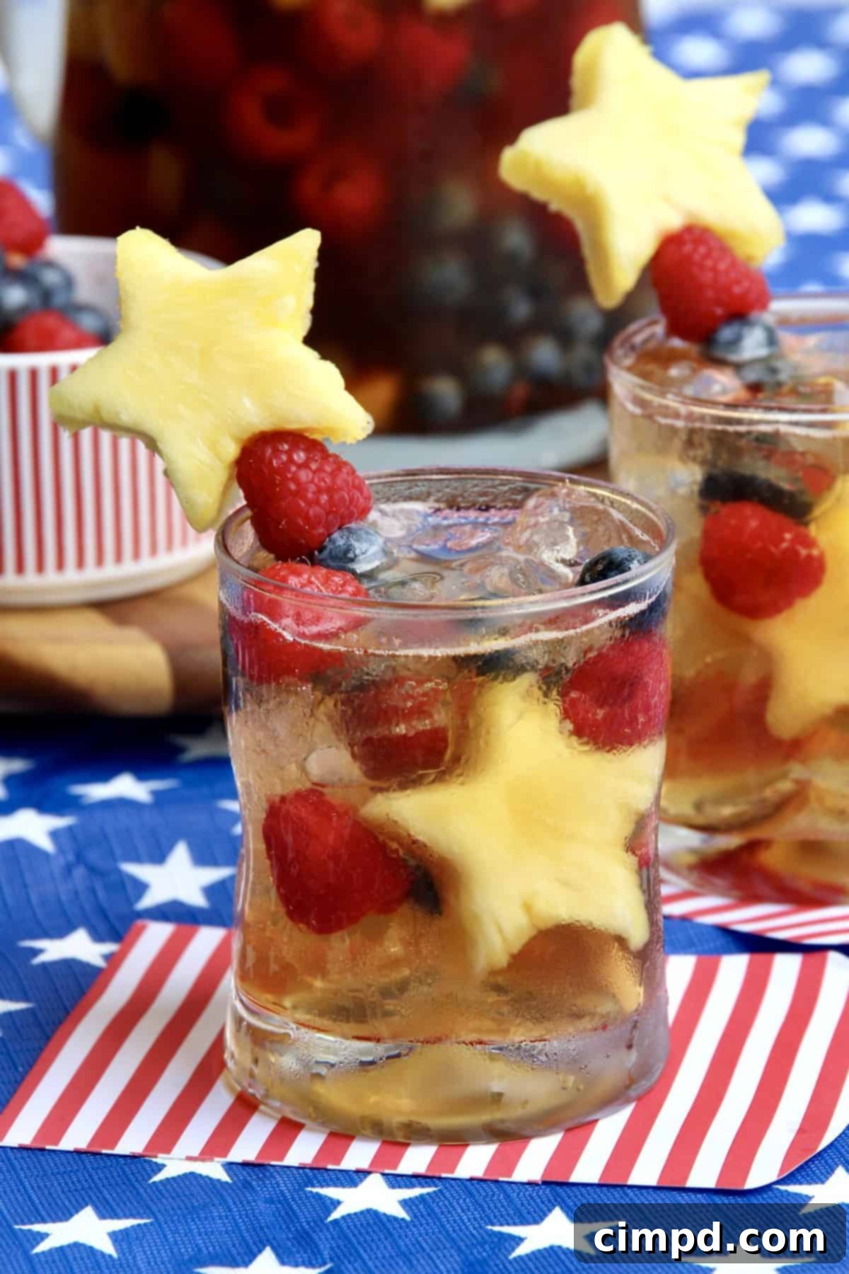 Star-Spangled Sweet Tea Sparkler and Fruit Kabobs 1 featured 15830
