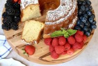 SuSu’s Signature Sour Cream Pound Cake