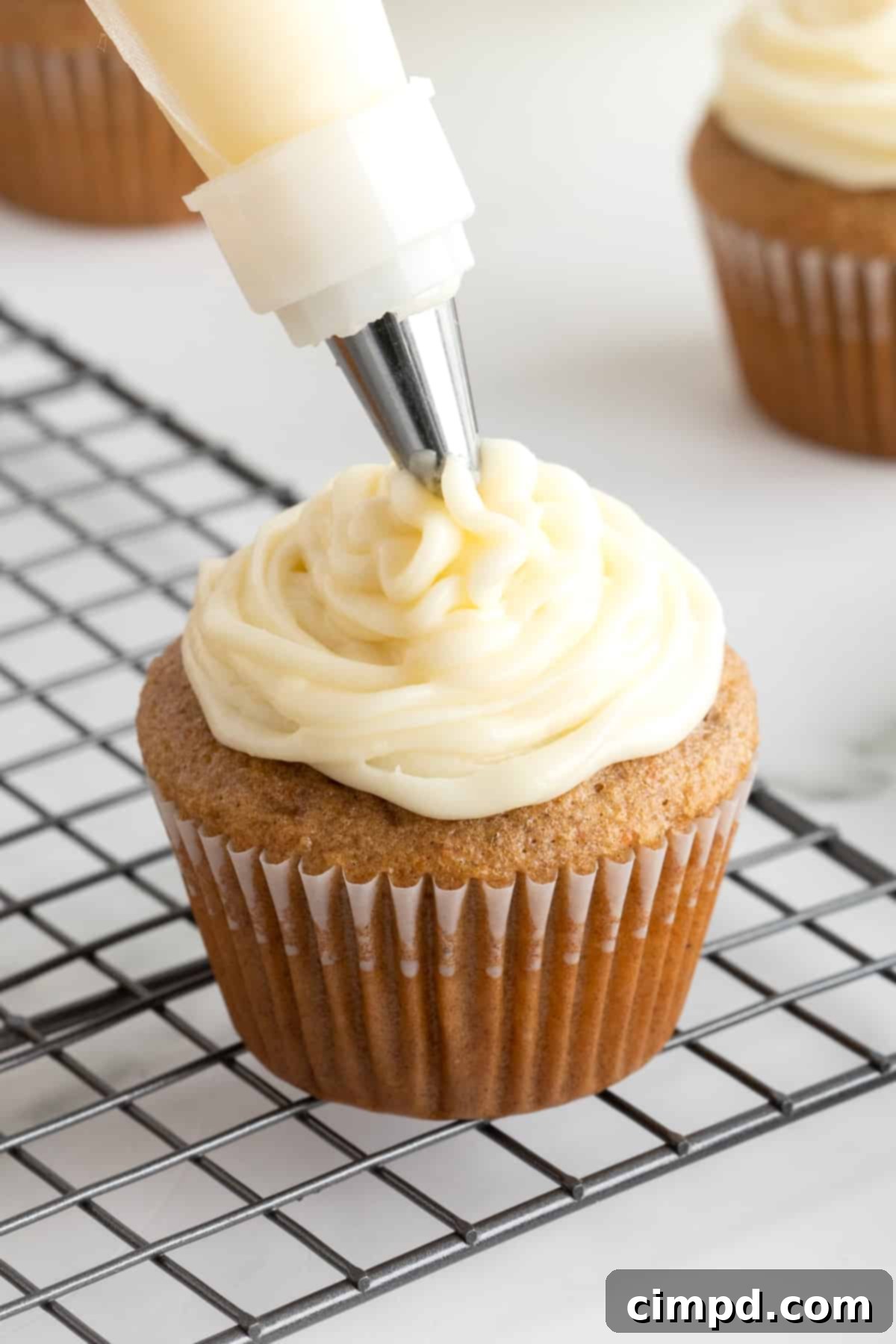 Whip Up Perfect Cream Cheese Frosting 1 featured 29200
