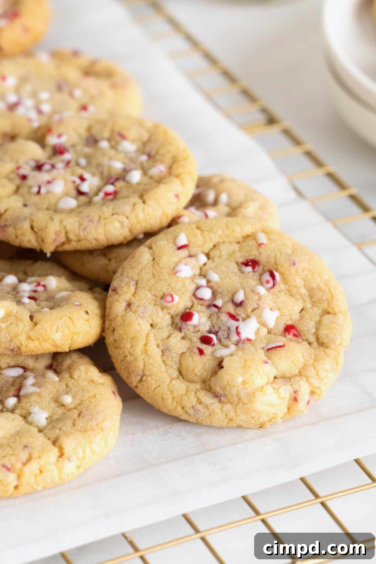 Dreamy Peppermint White Chocolate Pudding Cookies 1 featured 3435