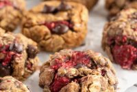 Fudgy Flourless Dark Chocolate Raspberry Oat Cookies
