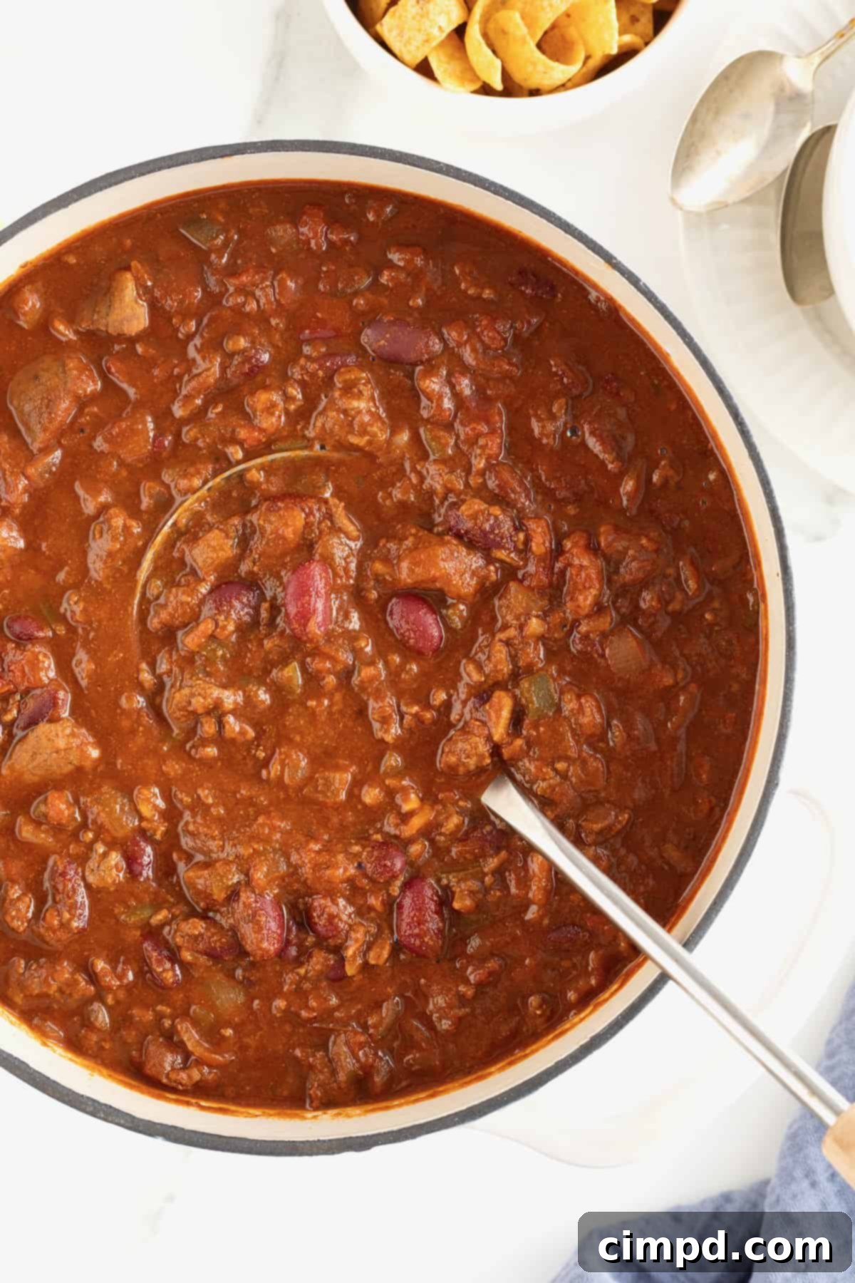 The Gold Standard Chili 1 featured 8953