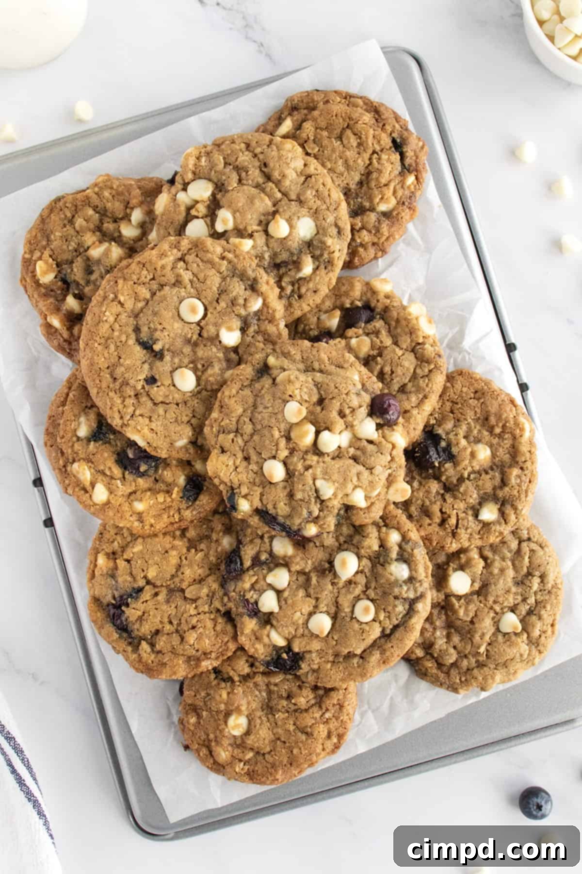 Luscious White Chocolate Blueberry Oatmeal Cookies 1 featured 950