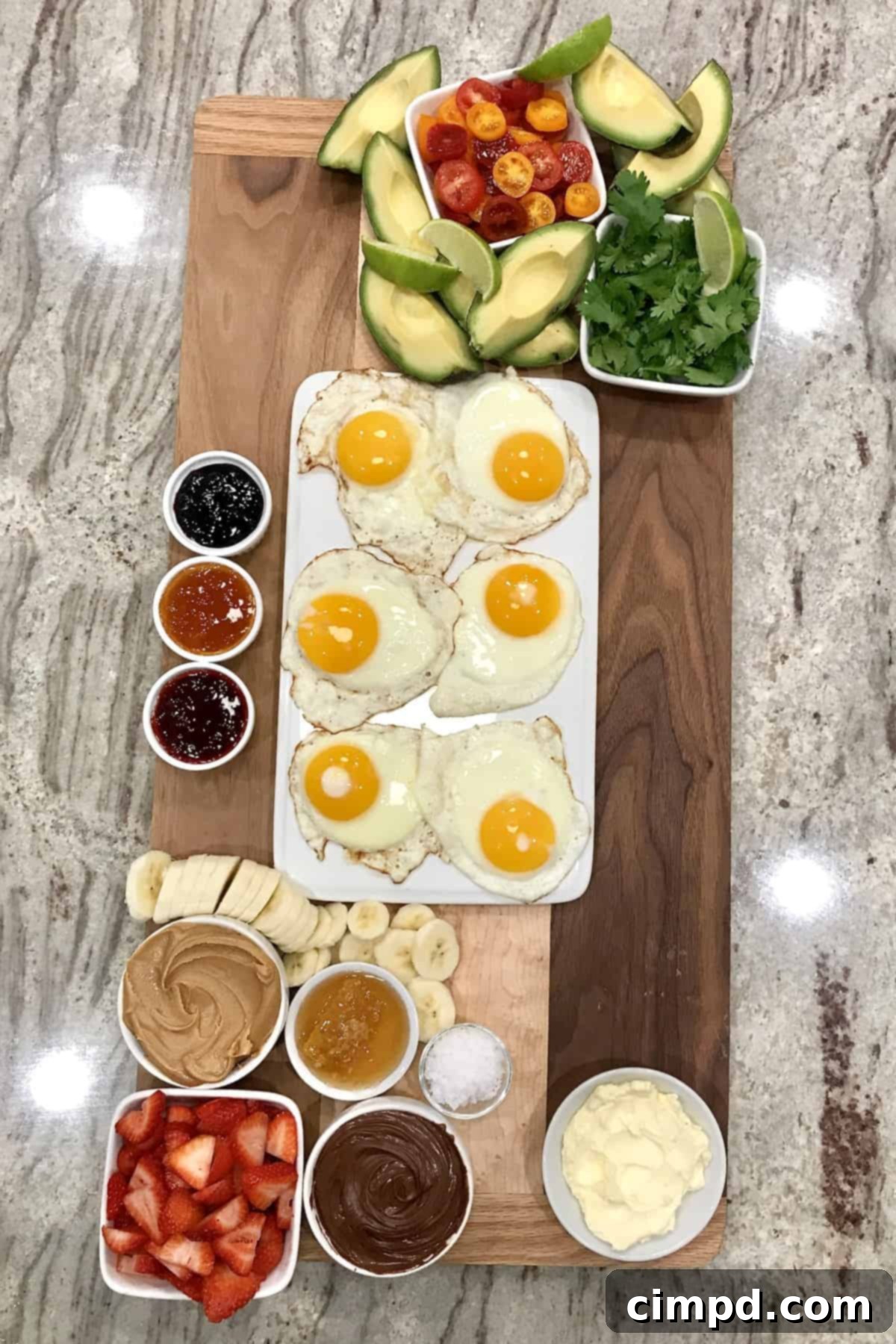 Build Your Own Toast Board 4 Close-up of a perfectly cooked sunny-side-up egg on a toast board