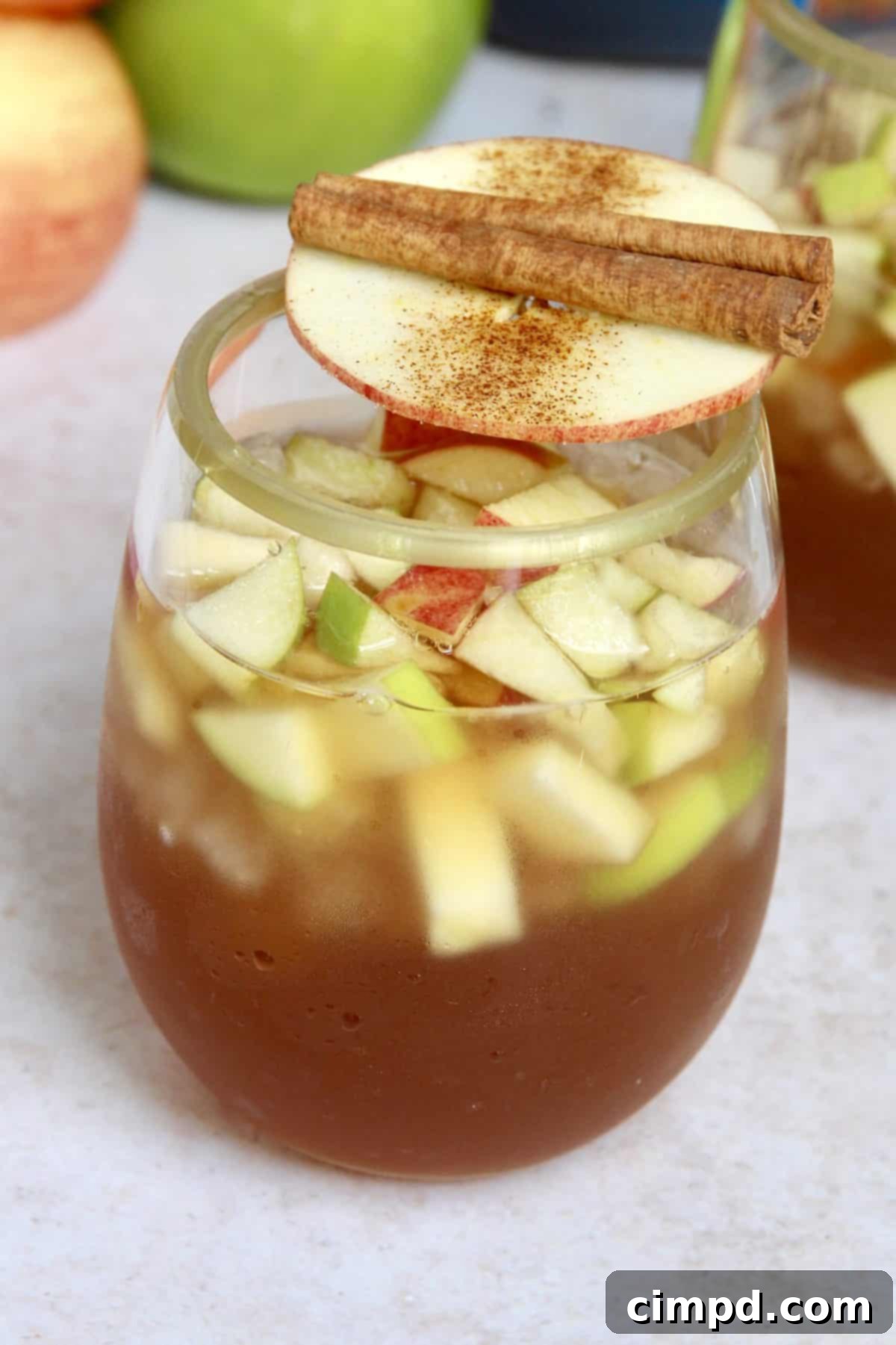 Cinnamon Apple Iced Sweet Tea