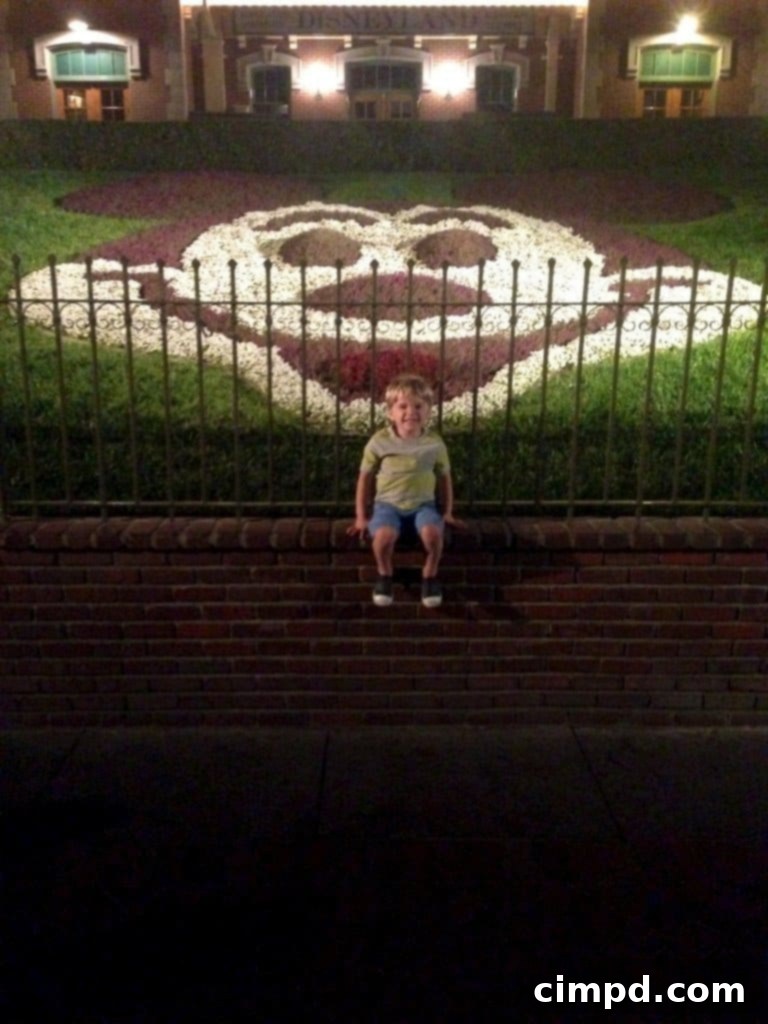 Disneyland with Toddlers - Lighted Mickey Mouse at park exit