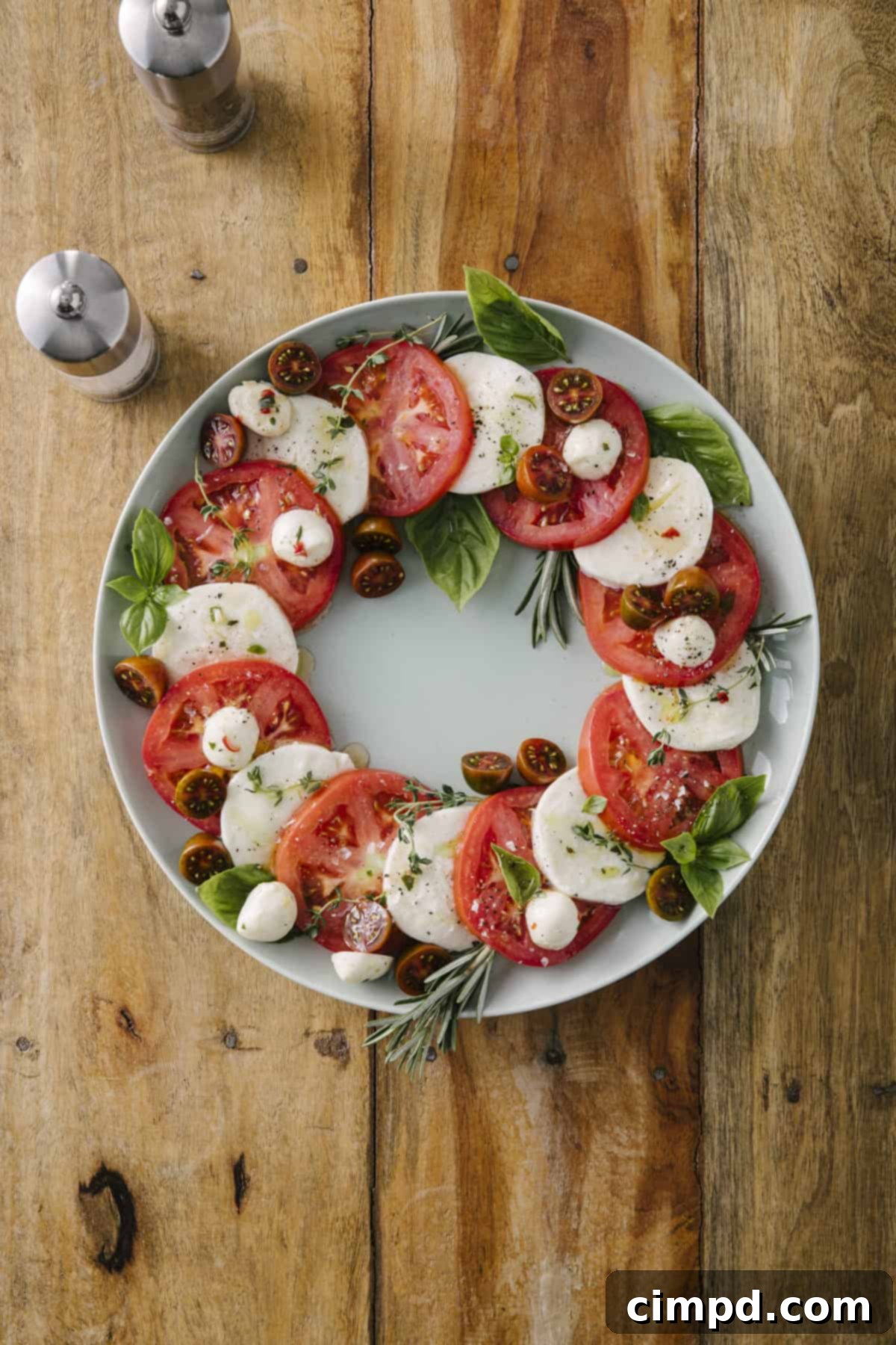 Caprese Crown 4 Caprese Wreath by The BakerMama