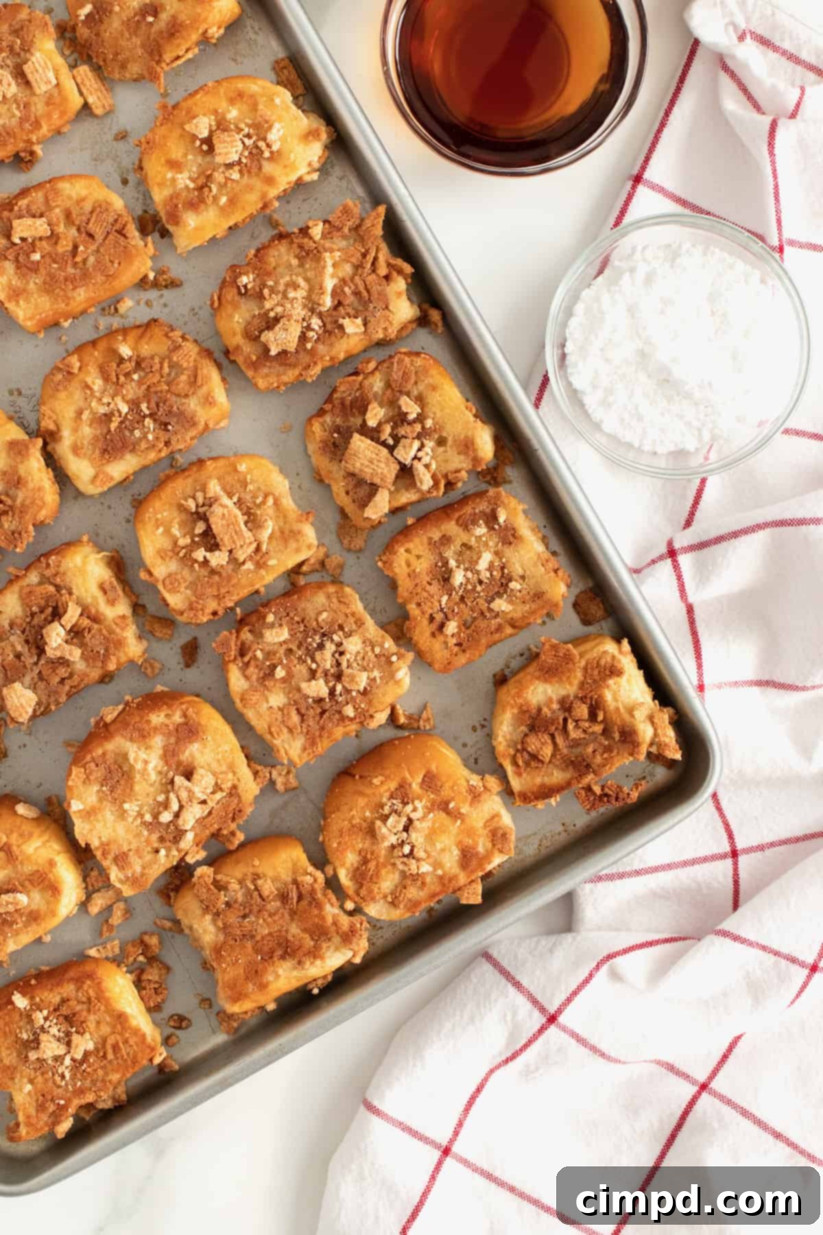 Cinnamon Toast Crunch French Toast Poppers 8 Cinnamon Toast Crunch French Toast Bites by The BakerMama