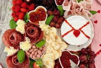 Valentine’s Day Keepsake Board